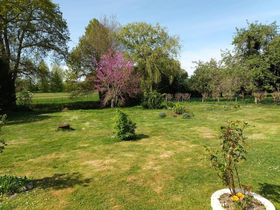 Вілла Le Domaine Du Bengal 2 Veuil Екстер'єр фото